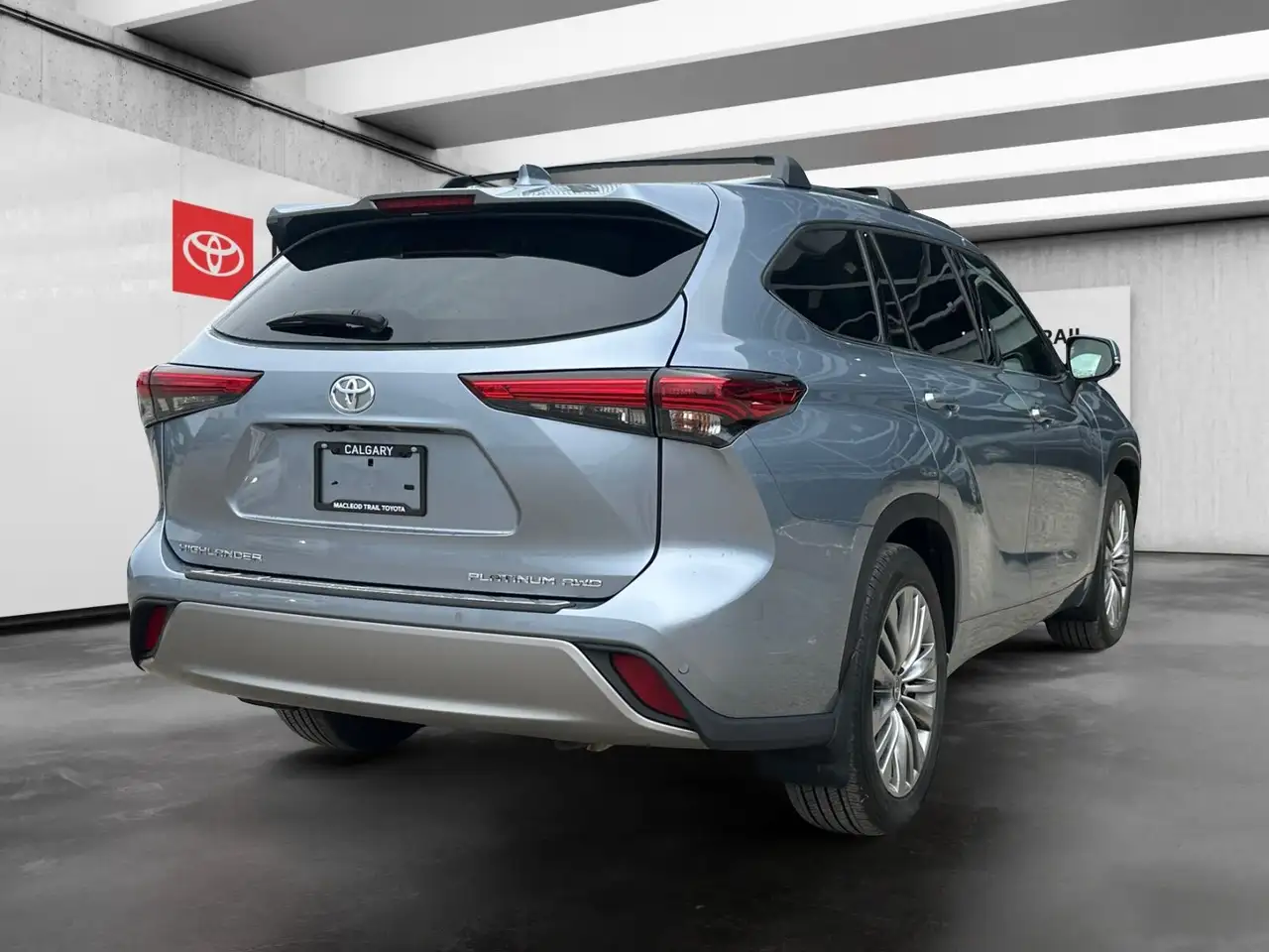 Toyota Highlander снимка Toyota Highlander