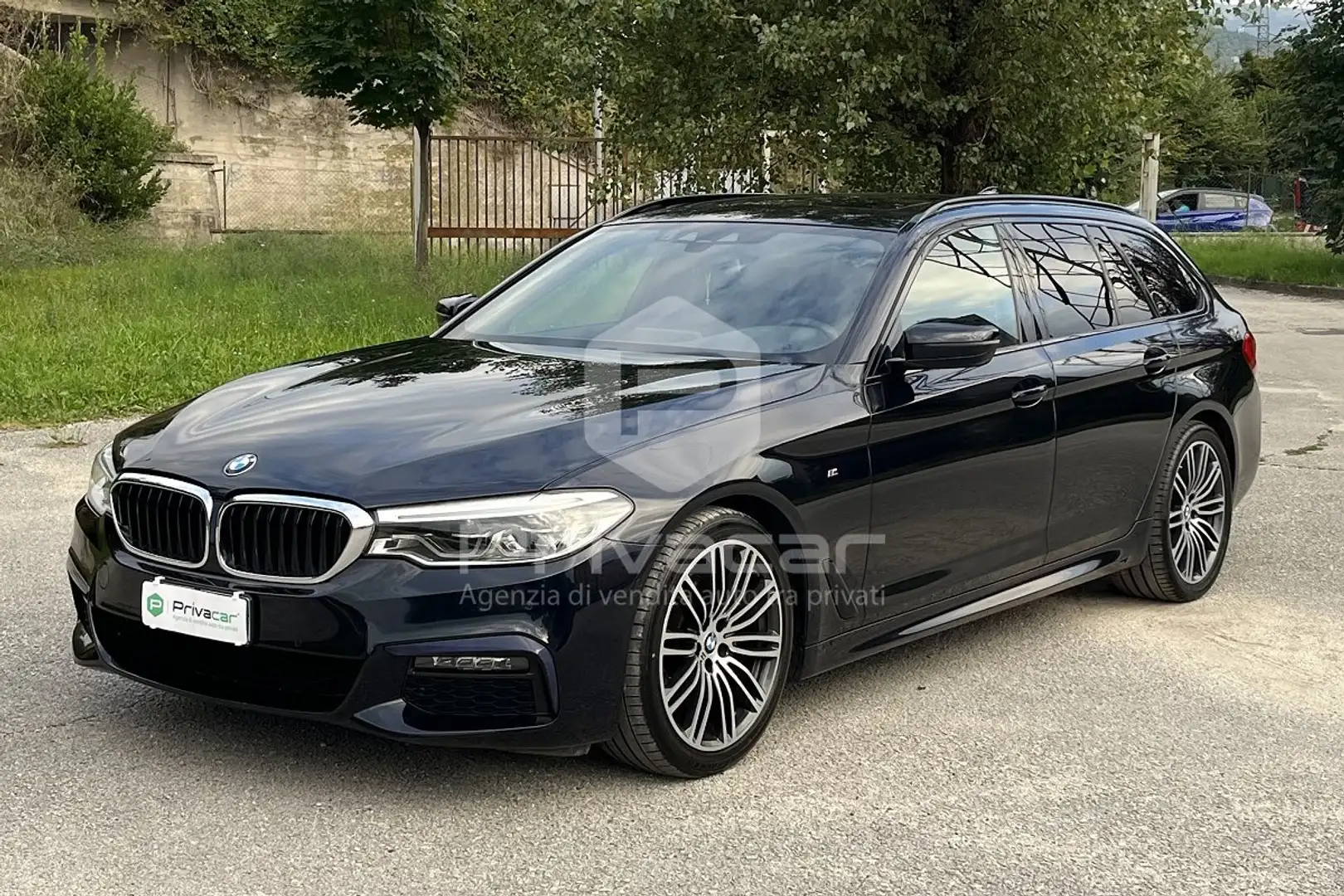 BMW 520 520d aut. Touring Msport Blu/Azzurro - 1