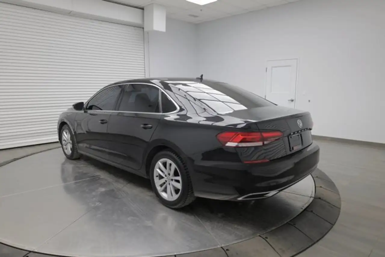 Volkswagen Passat photo Volkswagen Passat