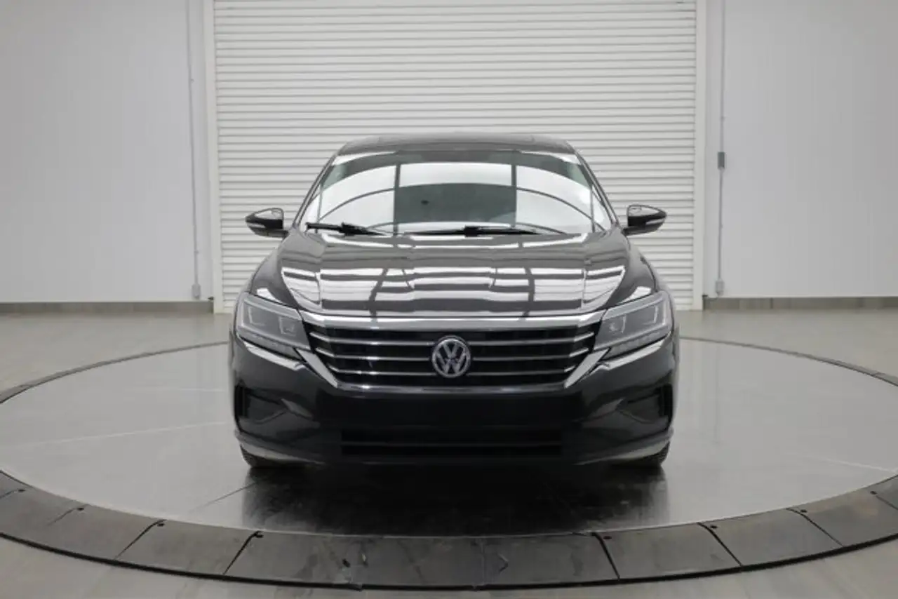 Volkswagen Passat photo Volkswagen Passat