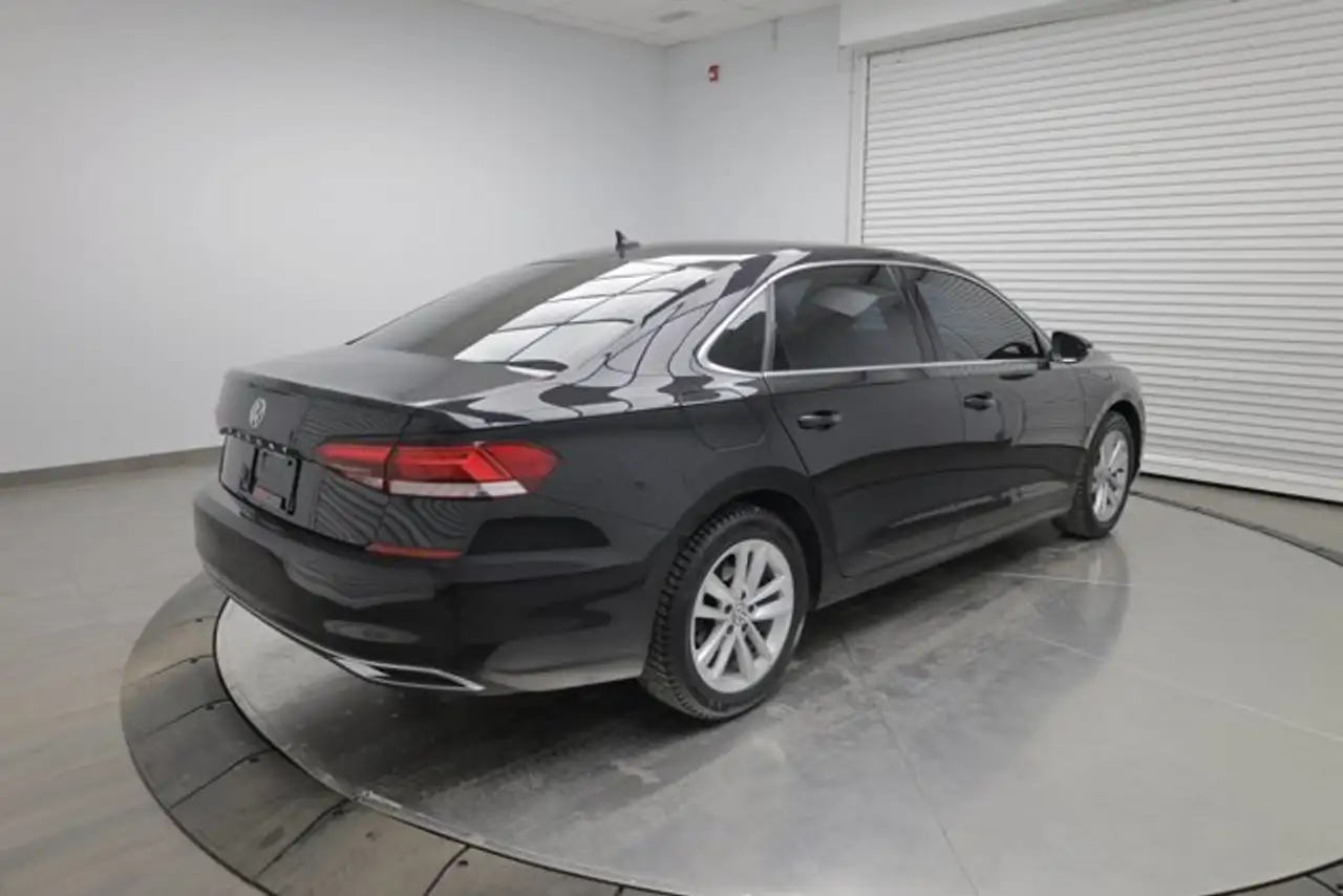 Volkswagen Passat photo Volkswagen Passat