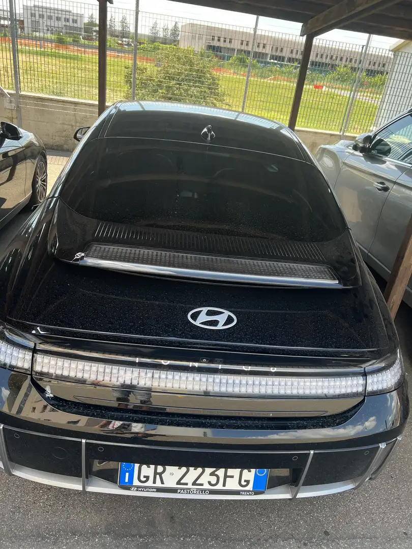 Hyundai IONIQ 6 AWD 77kWh Evolution Negro - 2