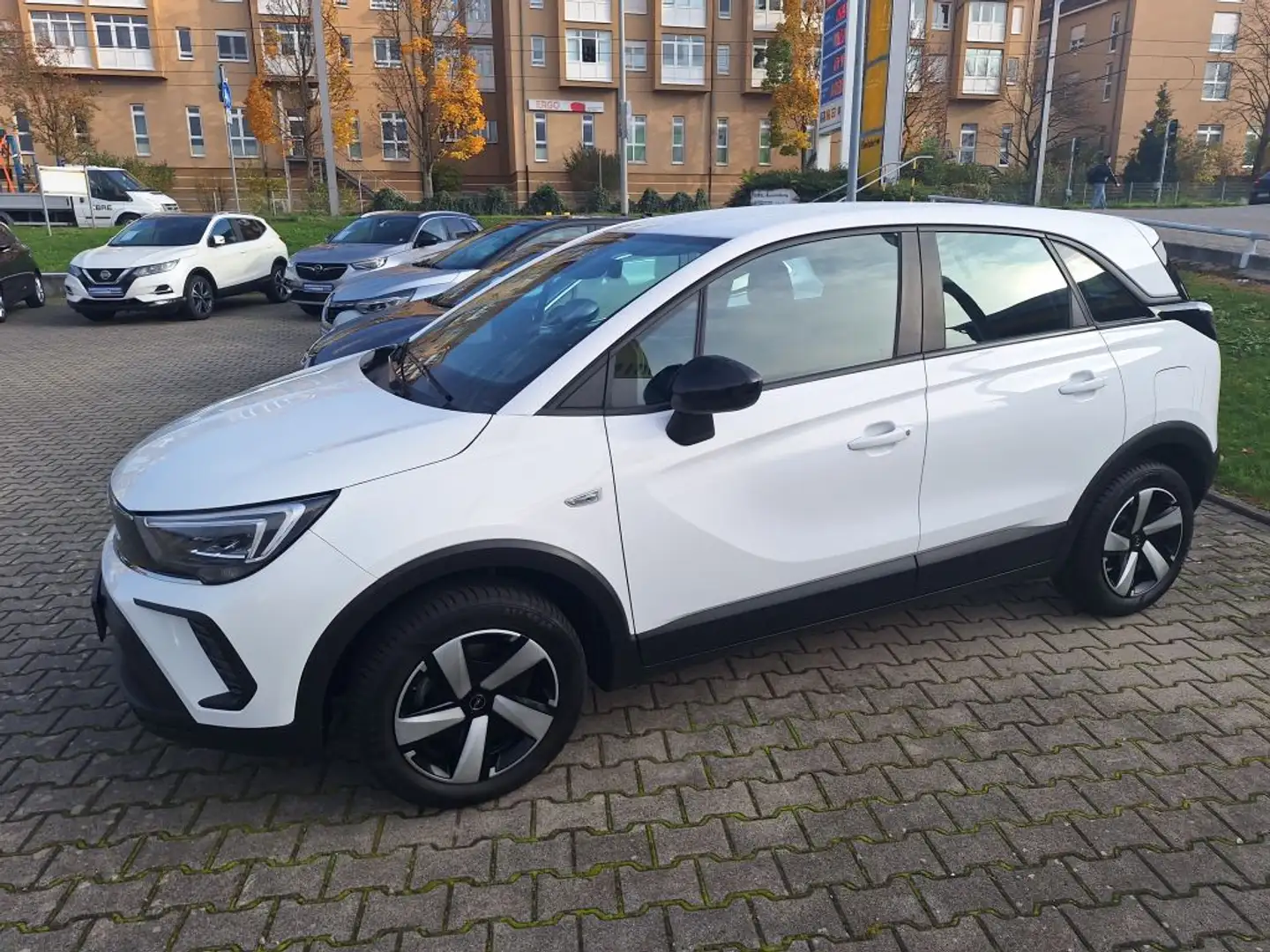 Opel Crossland 1.2 Enjoy Weiß - 2