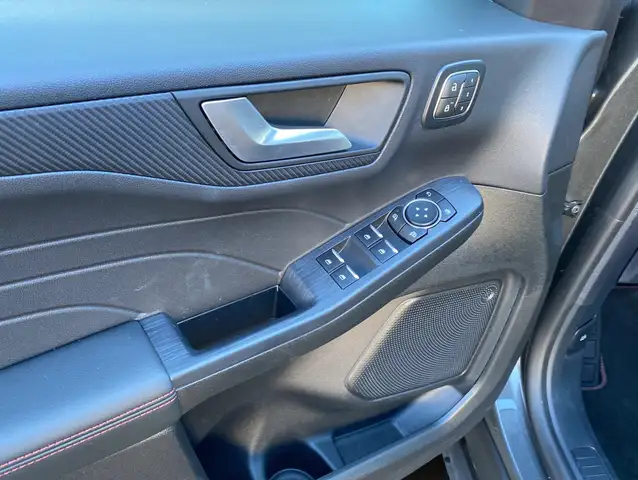 Ford Kuga view 7
