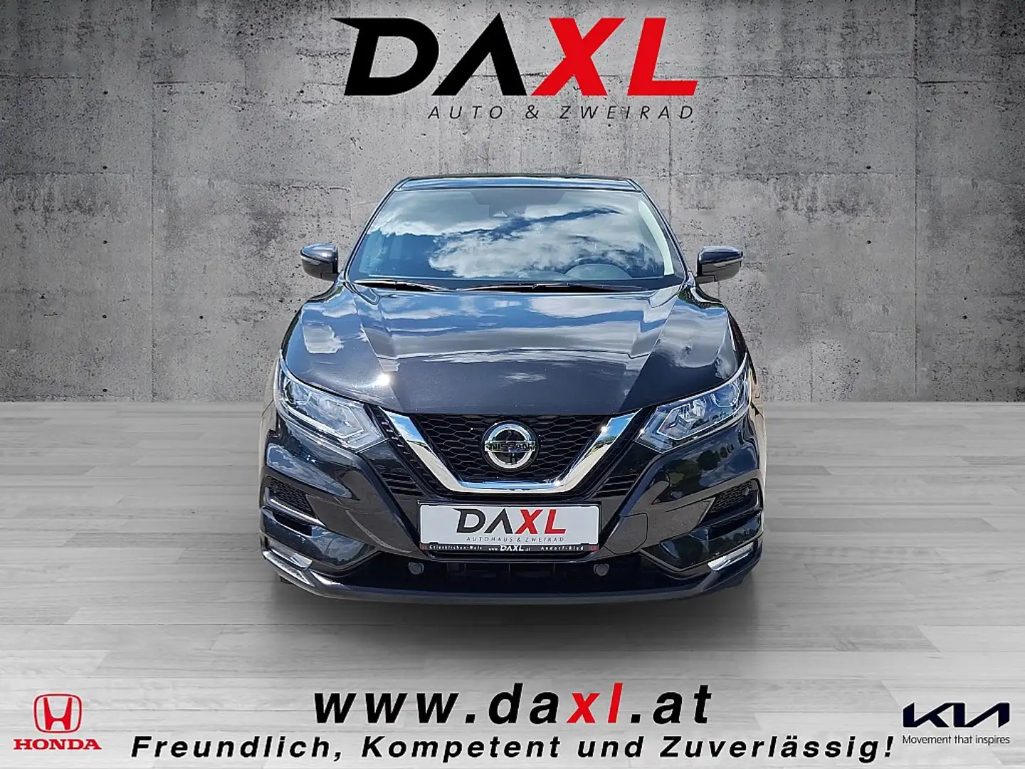 Nissan Qashqai 1,3 DIG-T Shiro Schwarz - 2