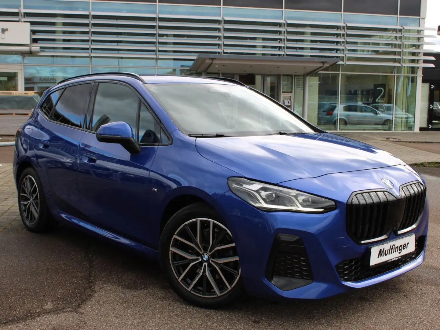 BMW 220 i A.T. M Sport HUD Ha/Ka.LiveProf.Kamera 360° Blau - 2