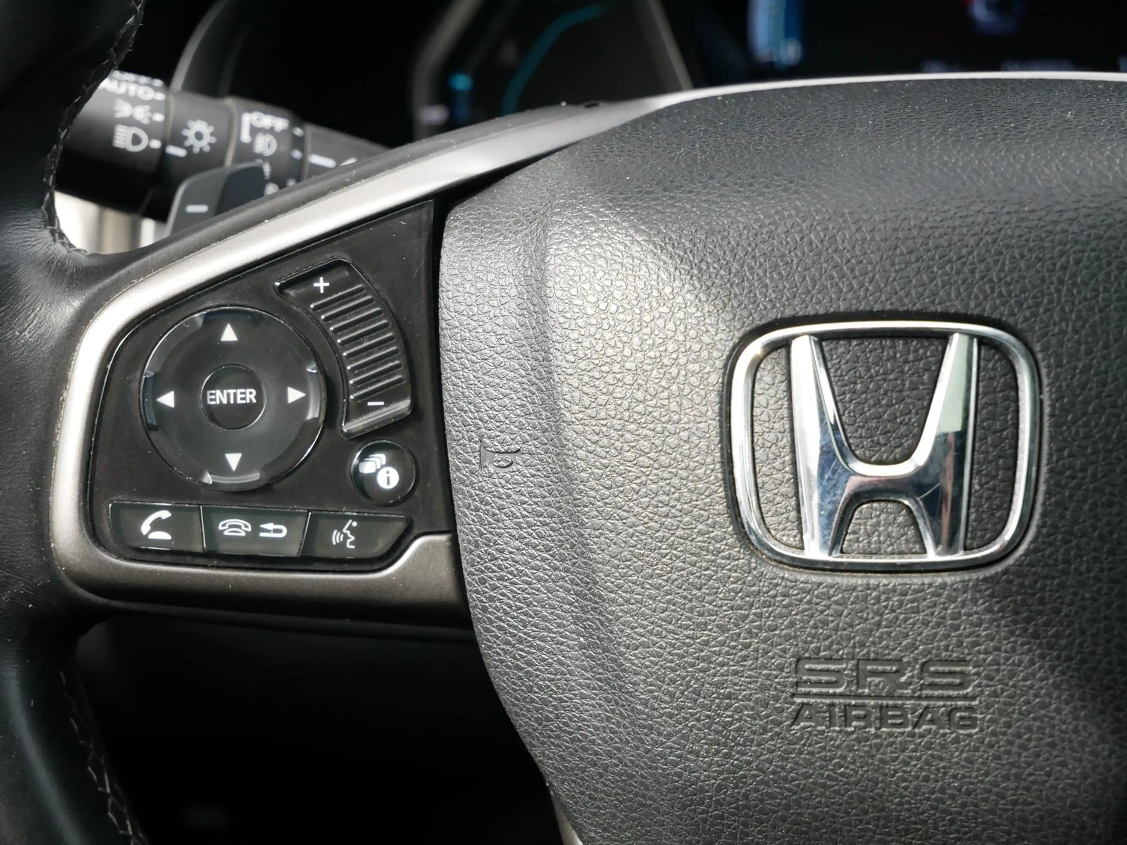 Honda Civic 1.0 Turbo Executive Automatik PANO+LED+NAVI — photo 14