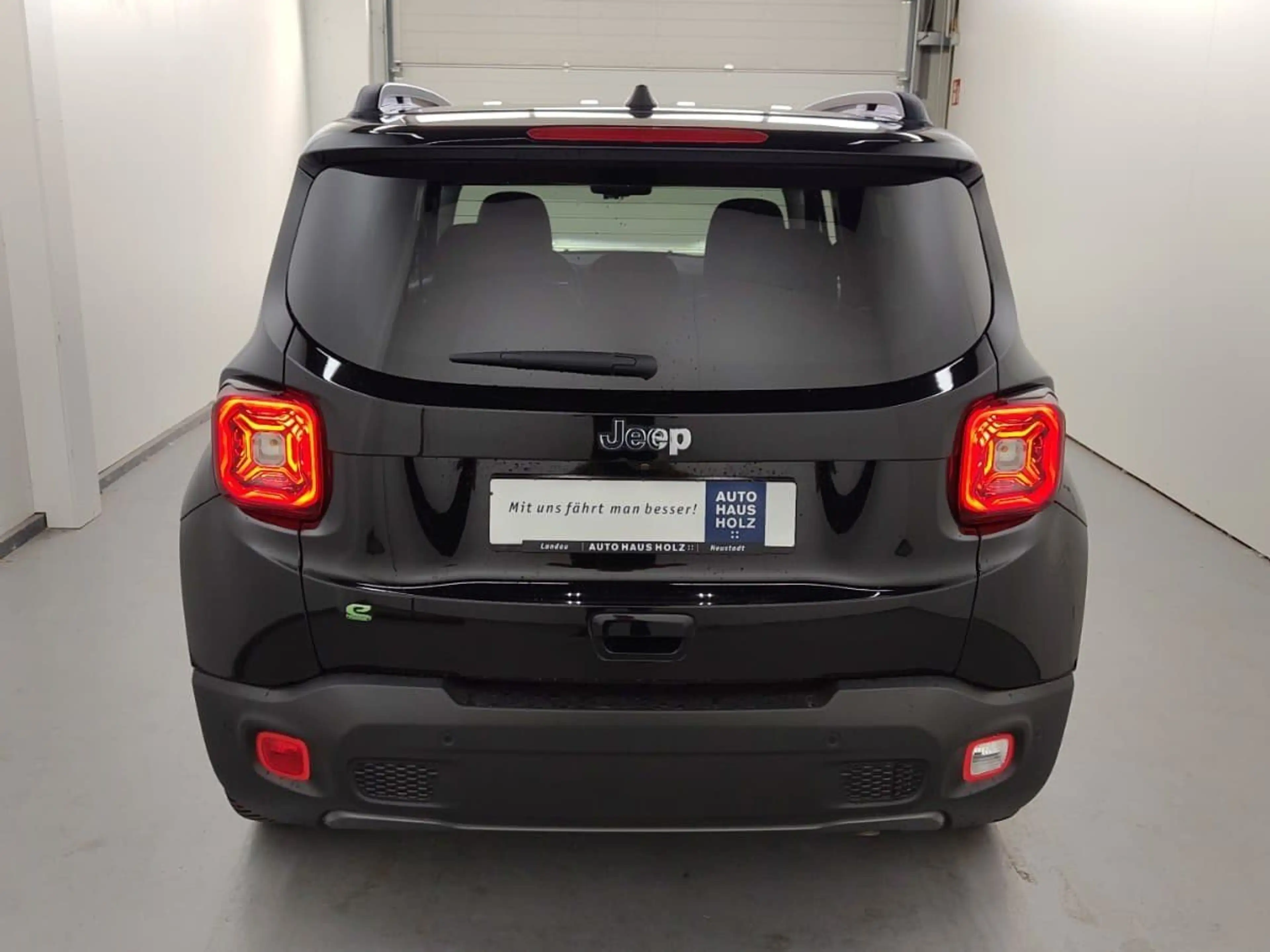 Jeep Renegade 1.5 MultiAir MHEV Altitude Automatik — photo 3