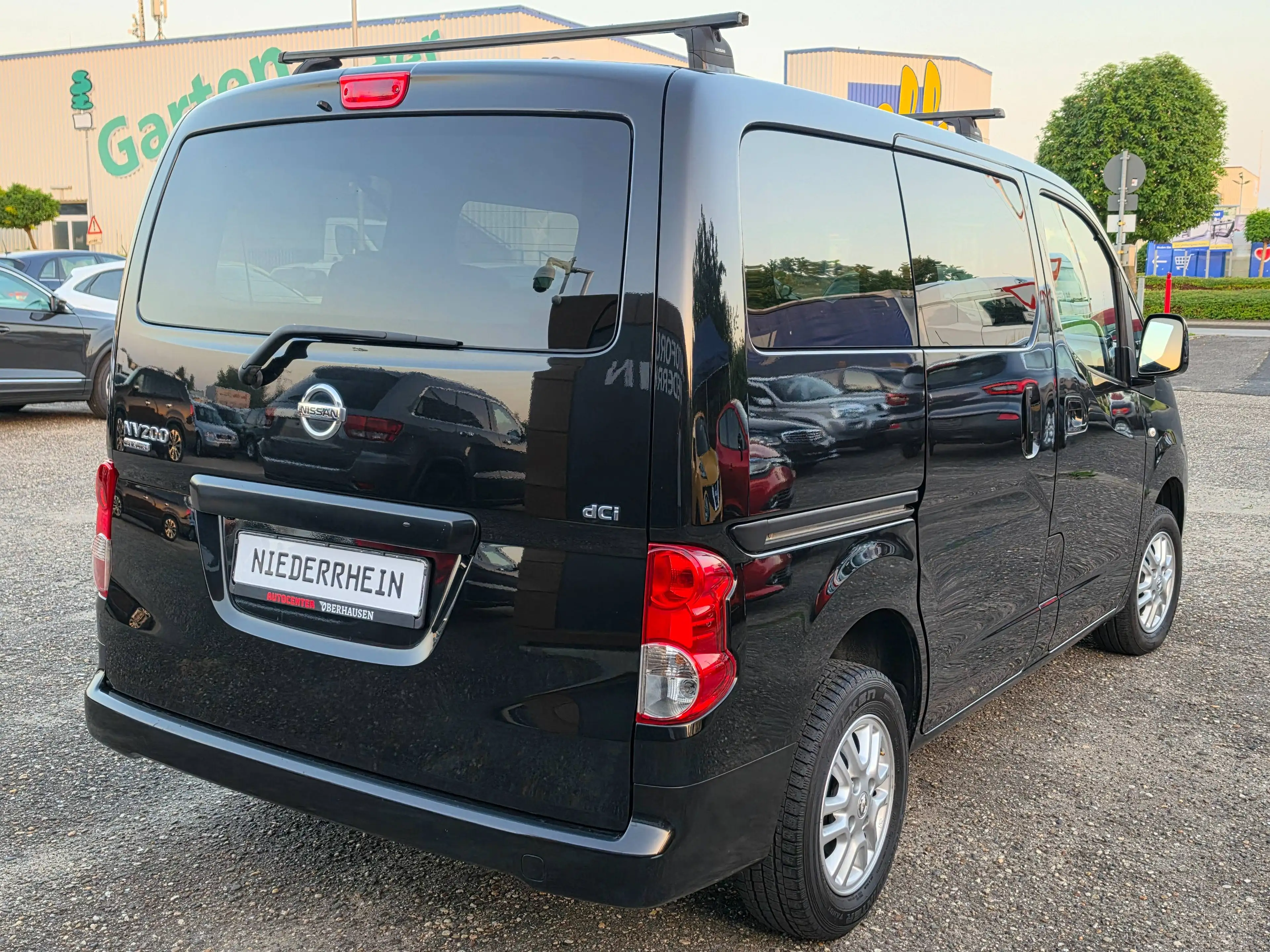 Nissan NV200 Evalia Premium 7. Sitzer TOP WIE NEU — photo 8