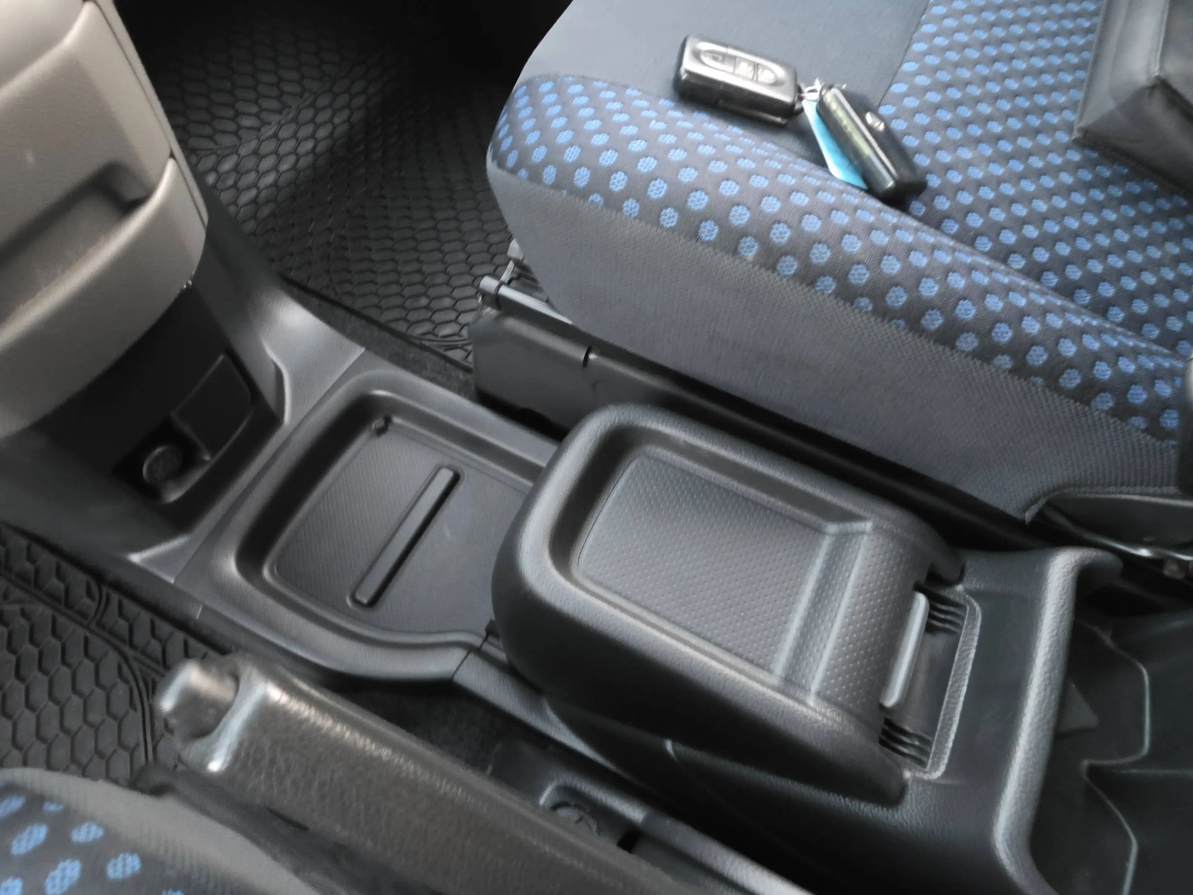 Nissan NV200 Evalia Premium 7. Sitzer TOP WIE NEU — photo 10