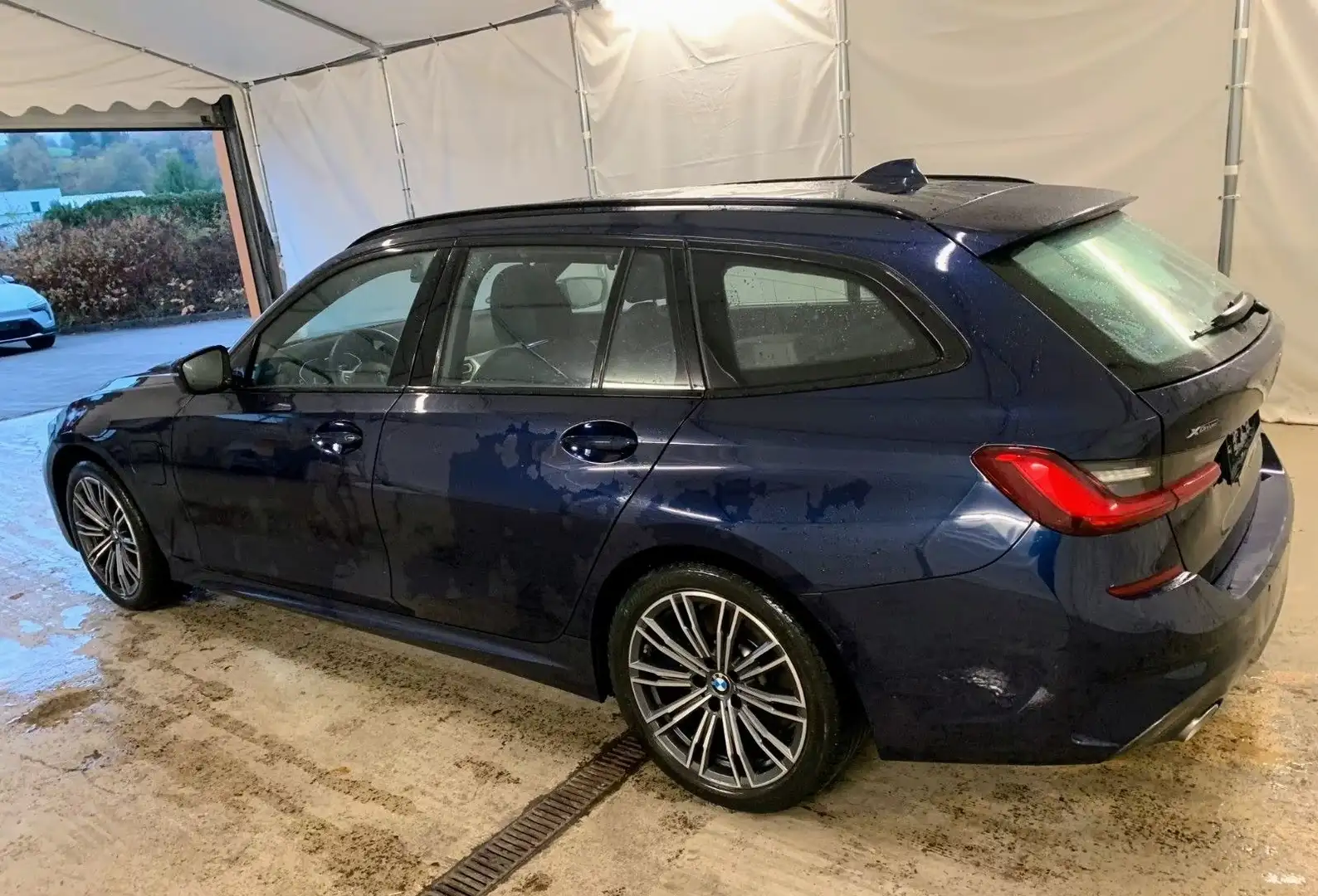 BMW 330 330e PHEV xDrive Touring Aut. - 2
