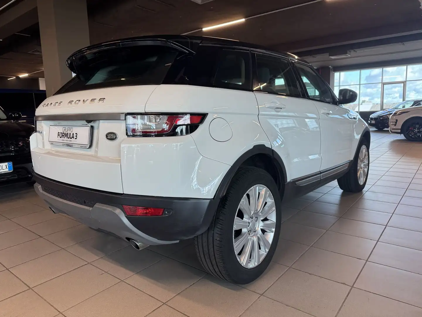 Land Rover Range Rover Evoque Range Rover Evoque 2.0 eD4 5p. Pure Bianco - 2