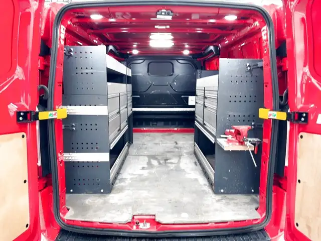 Ford Transit Custom view 6