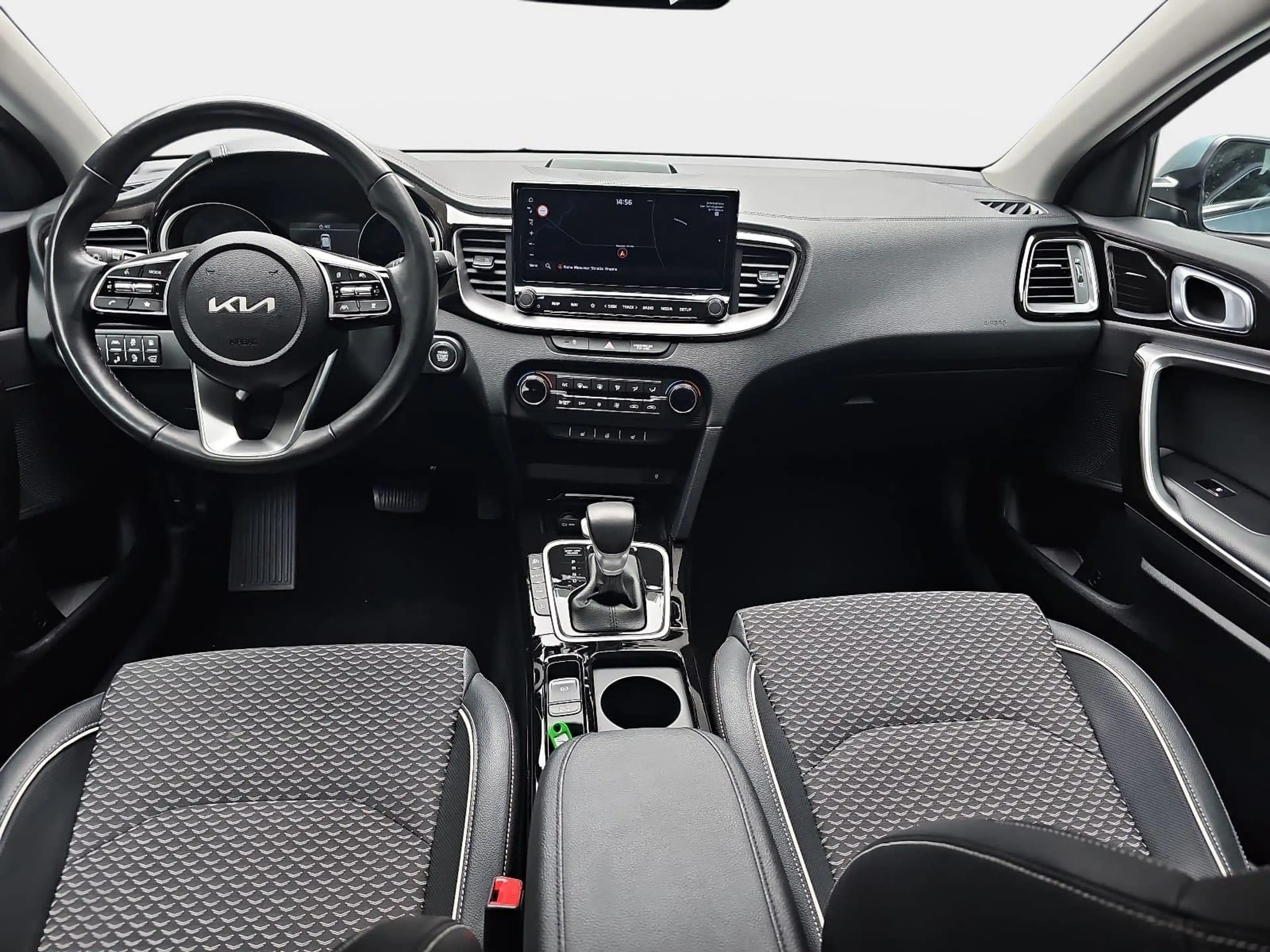 Kia Ceed SW / cee'd SW CEED SW 1.6 GDI PLUG-IN-HYBRID SPIRIT SITZKOMFORT — photo 8