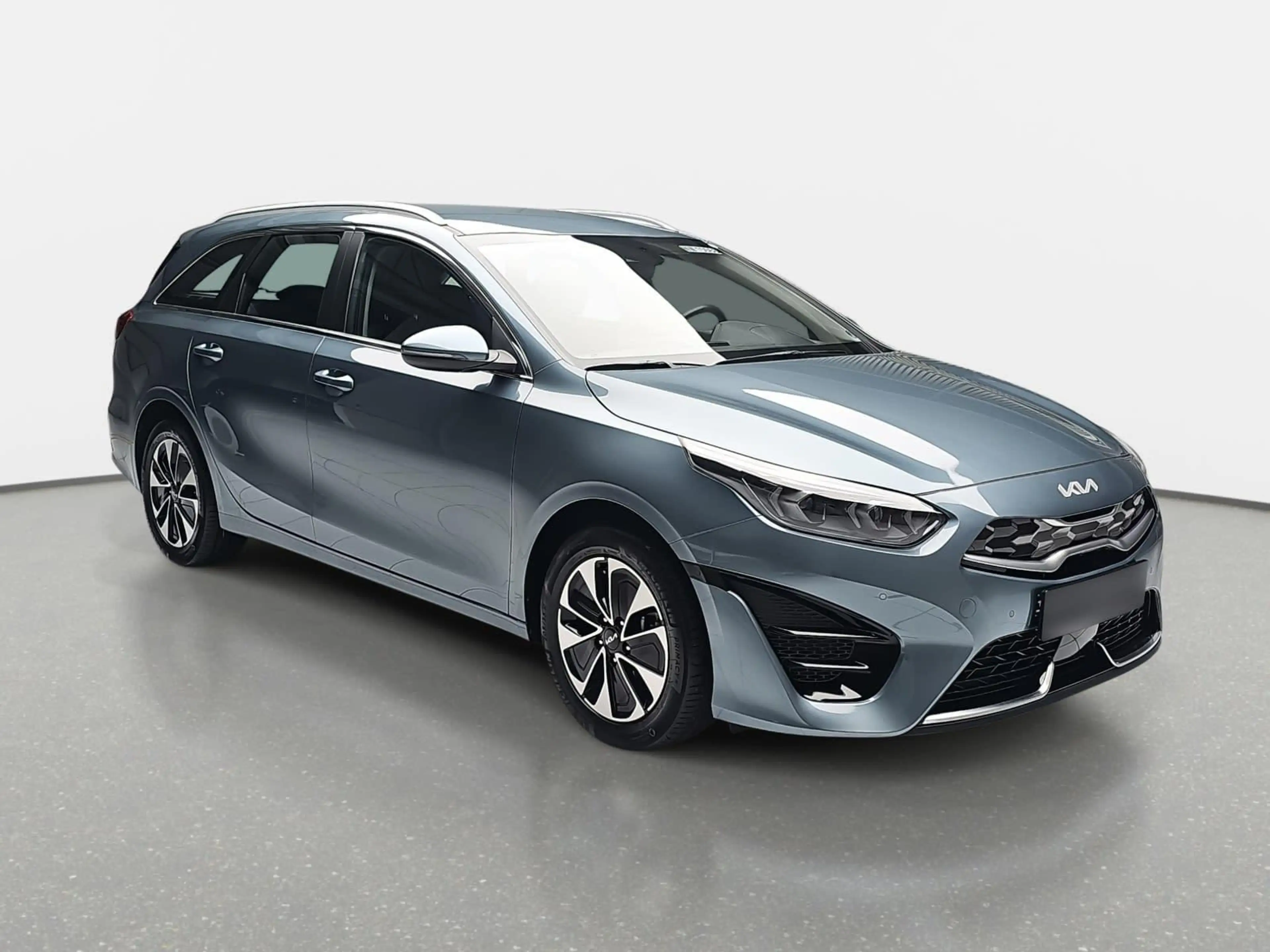 Kia Ceed SW / cee'd SW CEED SW 1.6 GDI PLUG-IN-HYBRID SPIRIT SITZKOMFORT — photo 3
