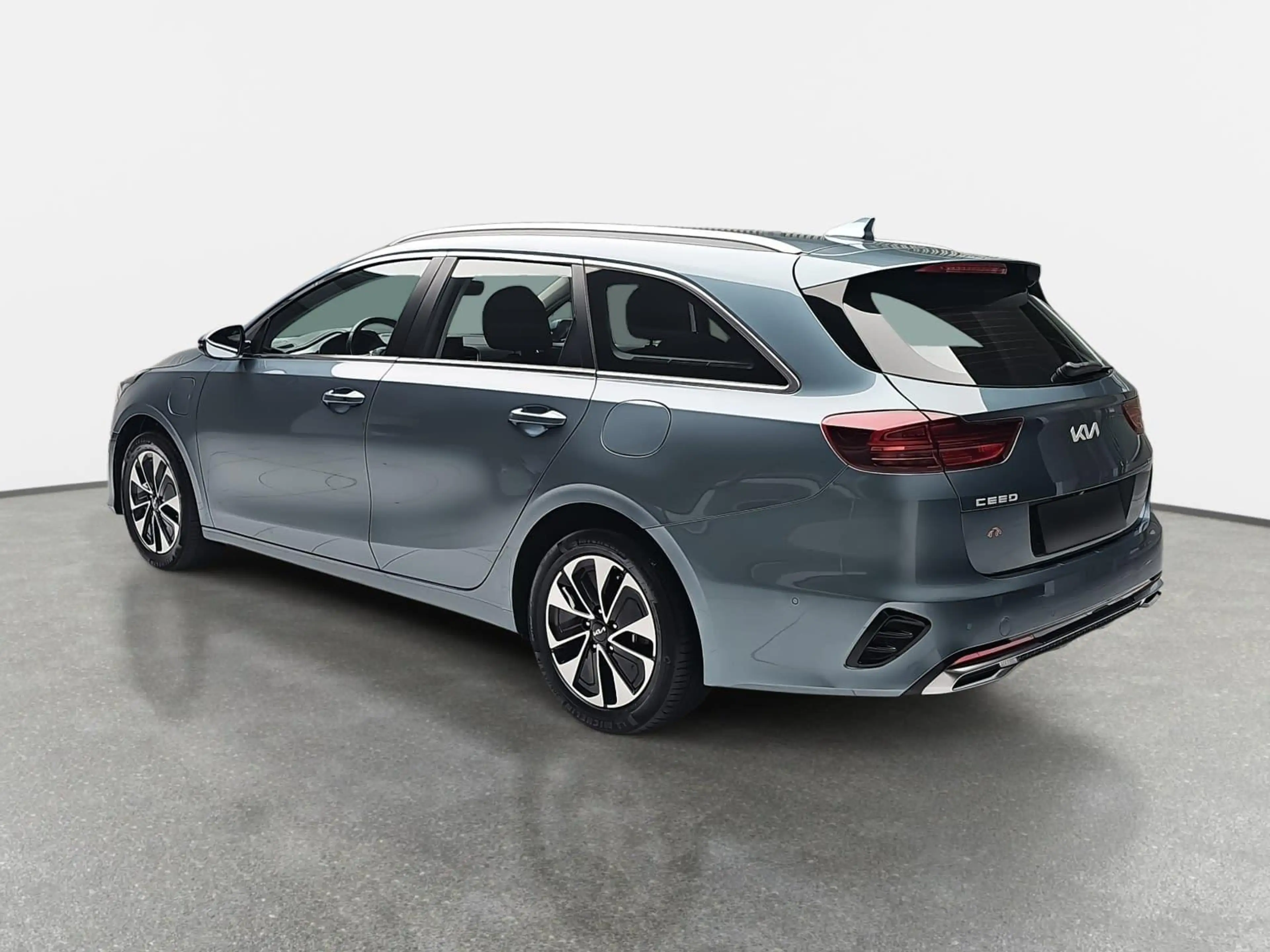 Kia Ceed SW / cee'd SW CEED SW 1.6 GDI PLUG-IN-HYBRID SPIRIT SITZKOMFORT — photo 5