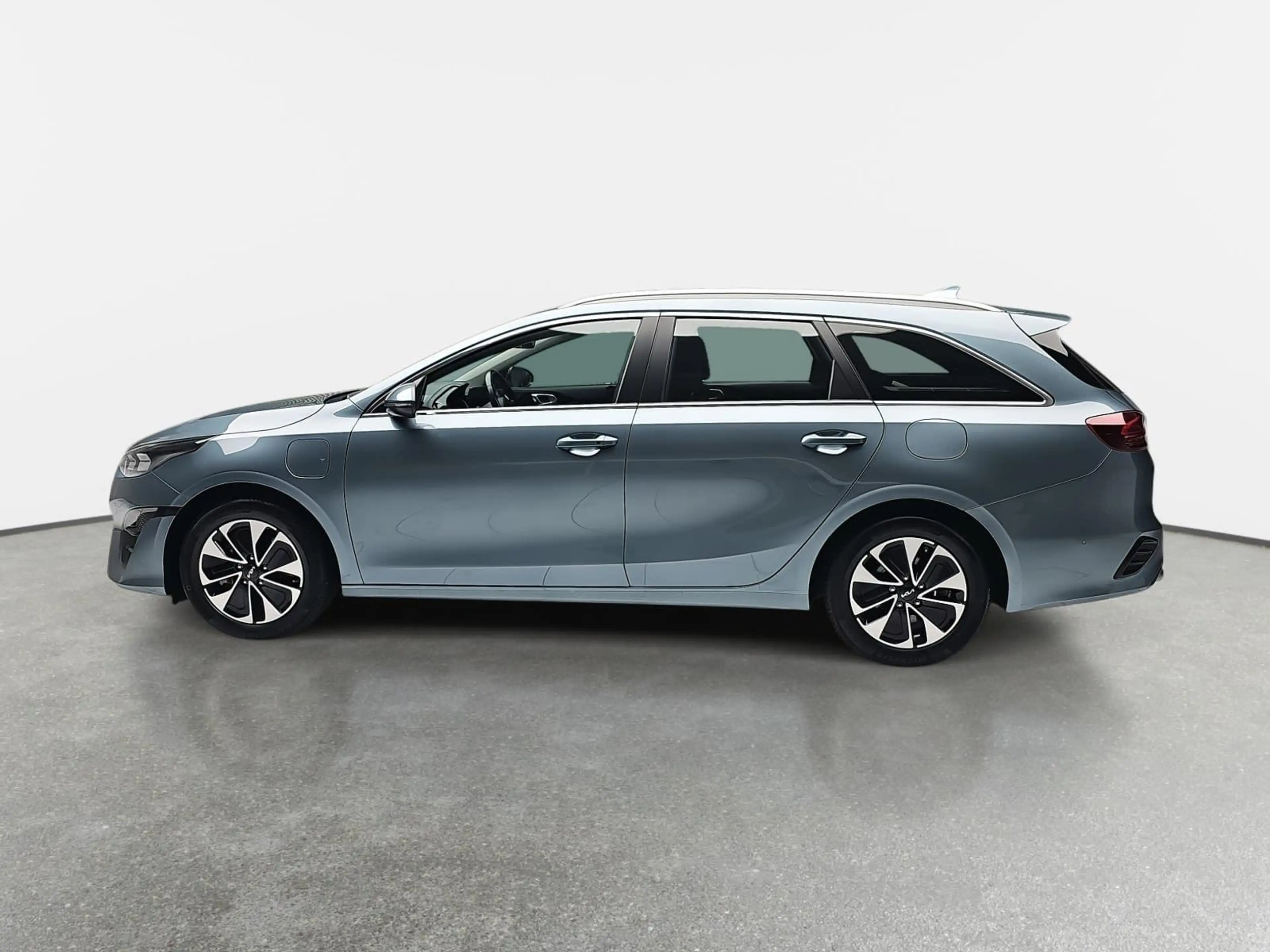 Kia Ceed SW / cee'd SW CEED SW 1.6 GDI PLUG-IN-HYBRID SPIRIT SITZKOMFORT — photo 6