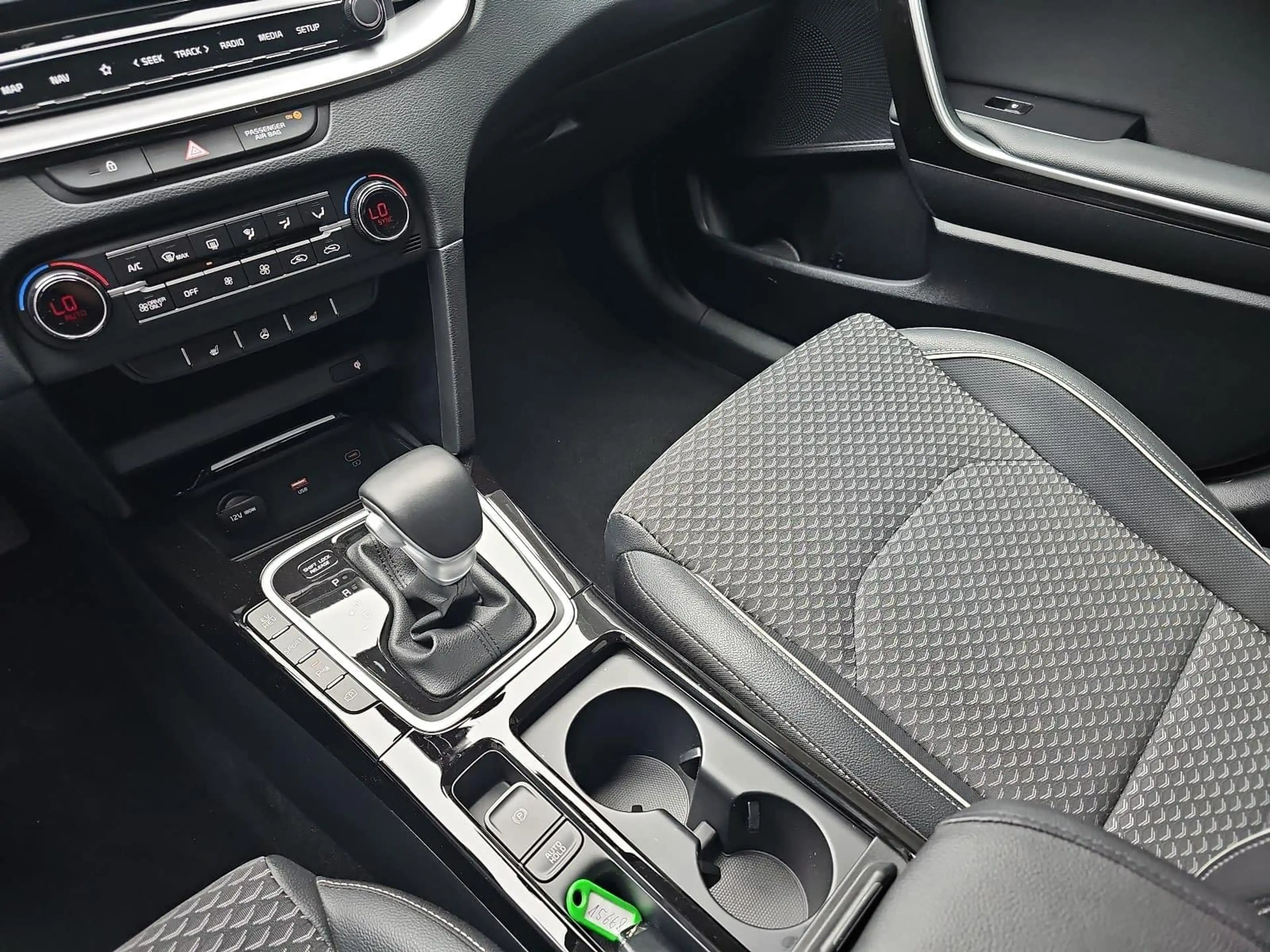 Kia Ceed SW / cee'd SW CEED SW 1.6 GDI PLUG-IN-HYBRID SPIRIT SITZKOMFORT — photo 13