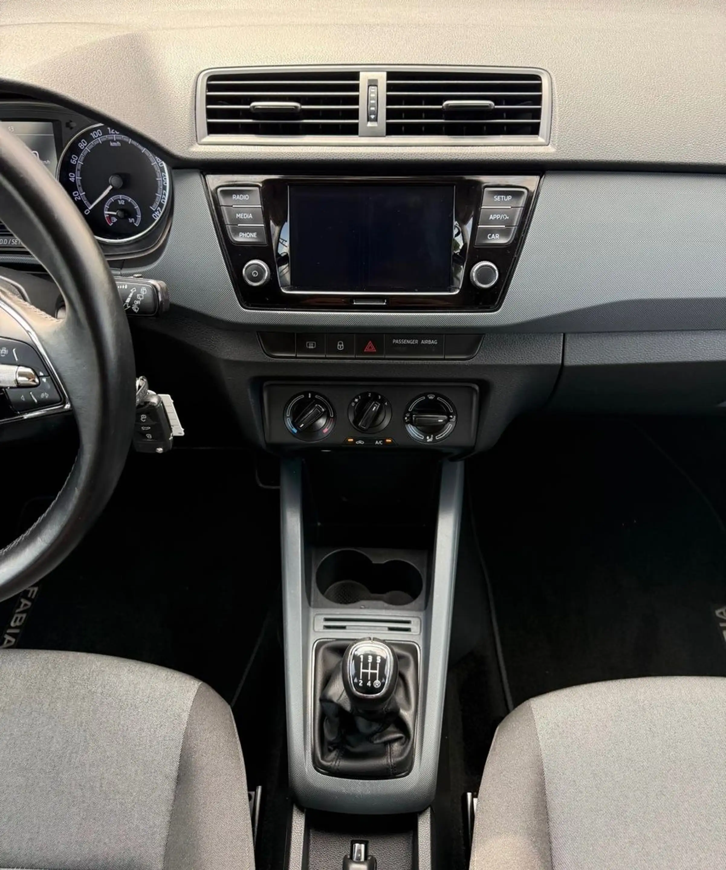 Skoda Fabia Cool Plus Sportsitze Sport Lenkrad — photo 13