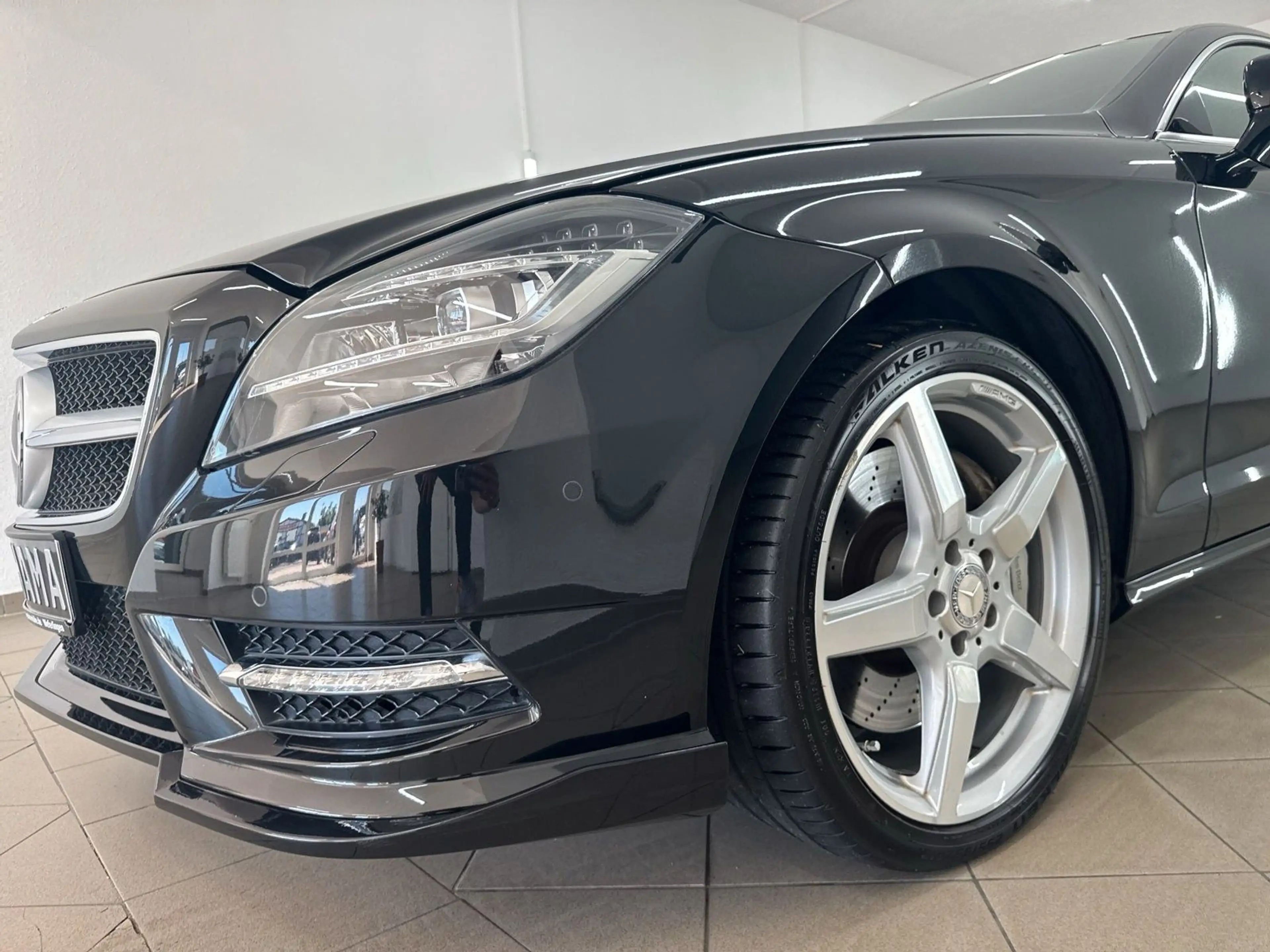 Mercedes-Benz CLS 500 AMG Line *XEN*NAV*SITZKLIMA*MASSAGE*TOP — photo 6