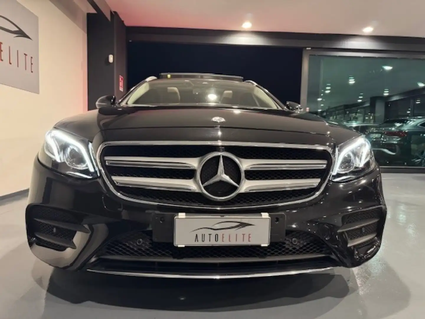 Mercedes-Benz E 300 de EQ-Power Premium Plus AMG Nero - 2