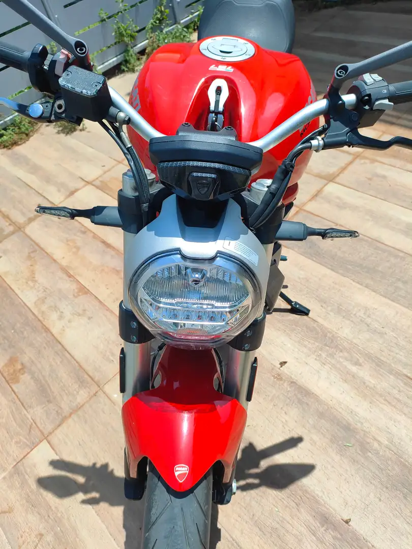 Ducati Monster 797 Rouge - 1