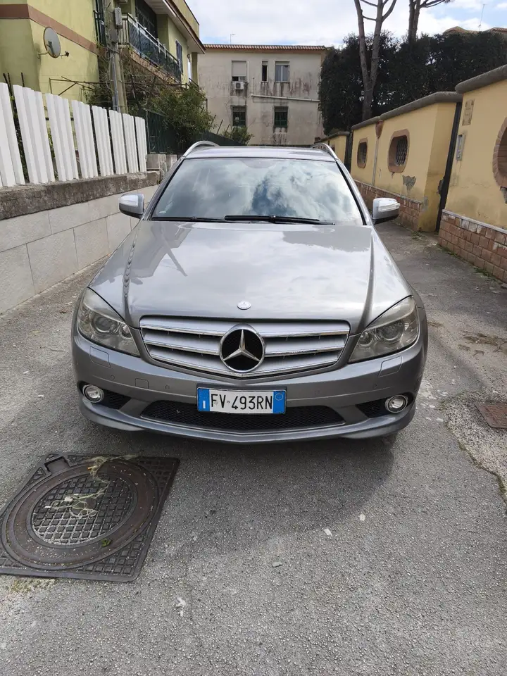 Mercedes-Benz C 220