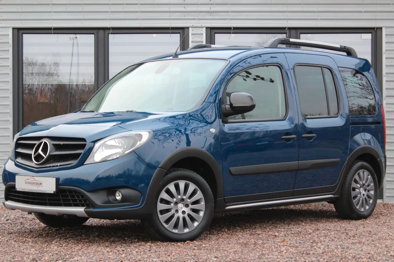 Mercedes-Benz Citan 111 CDI lang Tourer Edition*1.Hand*Klima* Azul - 1
