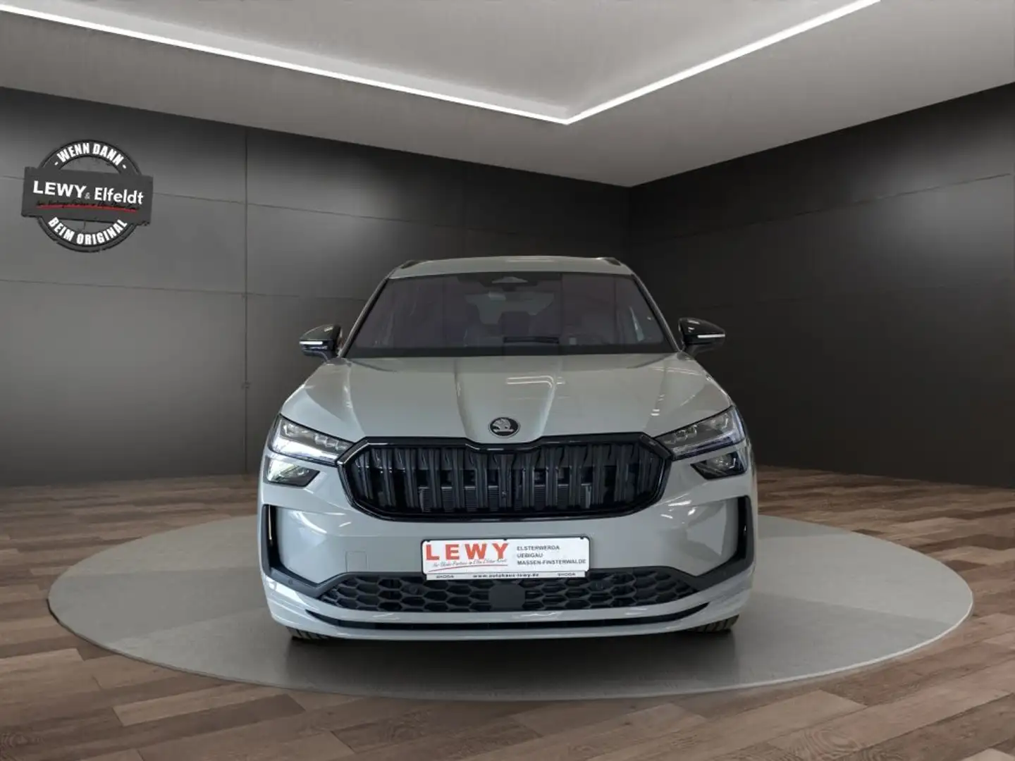 Skoda Kodiaq 2.0 TSI 4x4 DSG Sportline+DCC+MATRIX+ Grau - 2