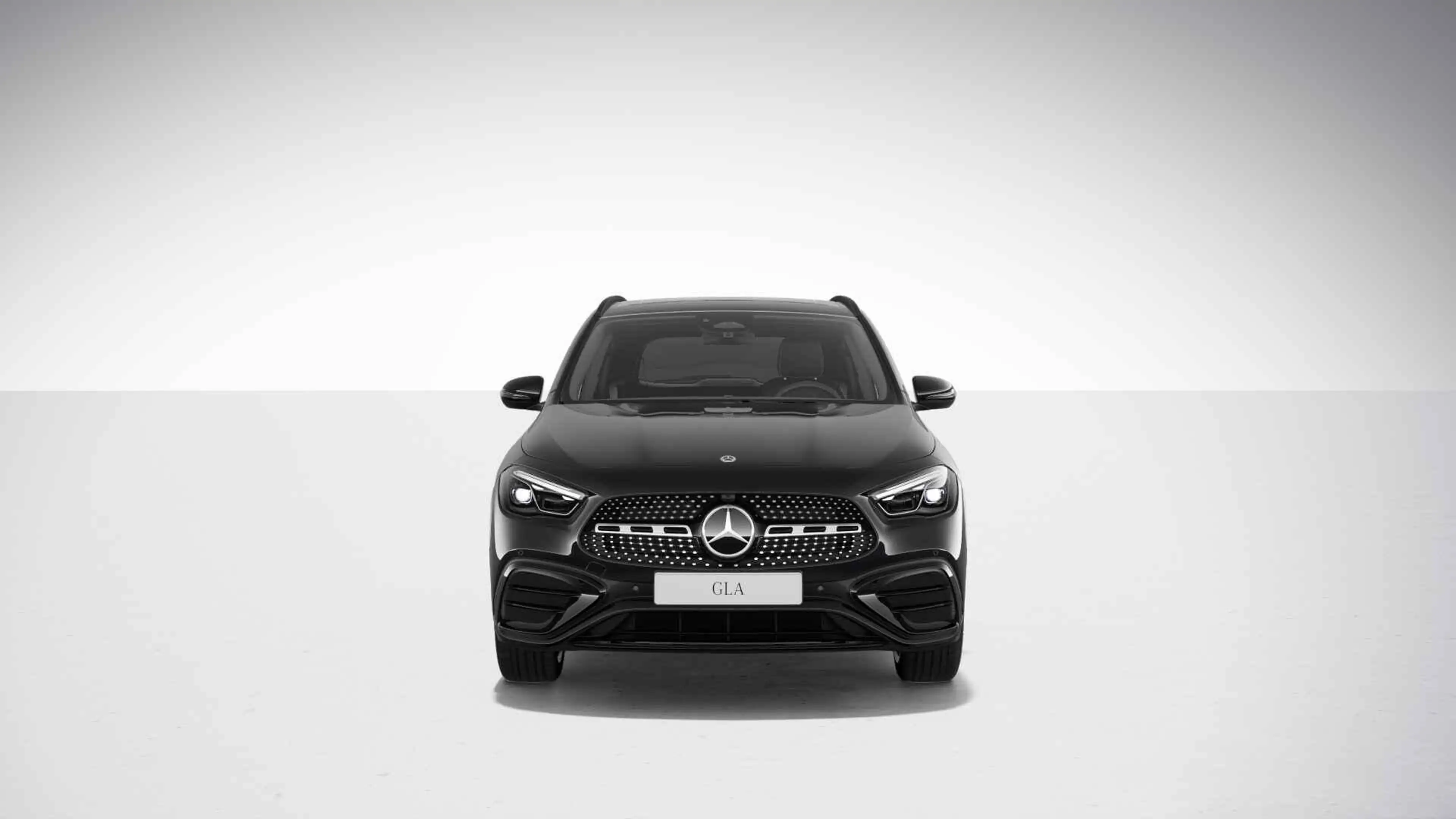 Mercedes-Benz GLA 250 e '140 Years Edition' — photo 5