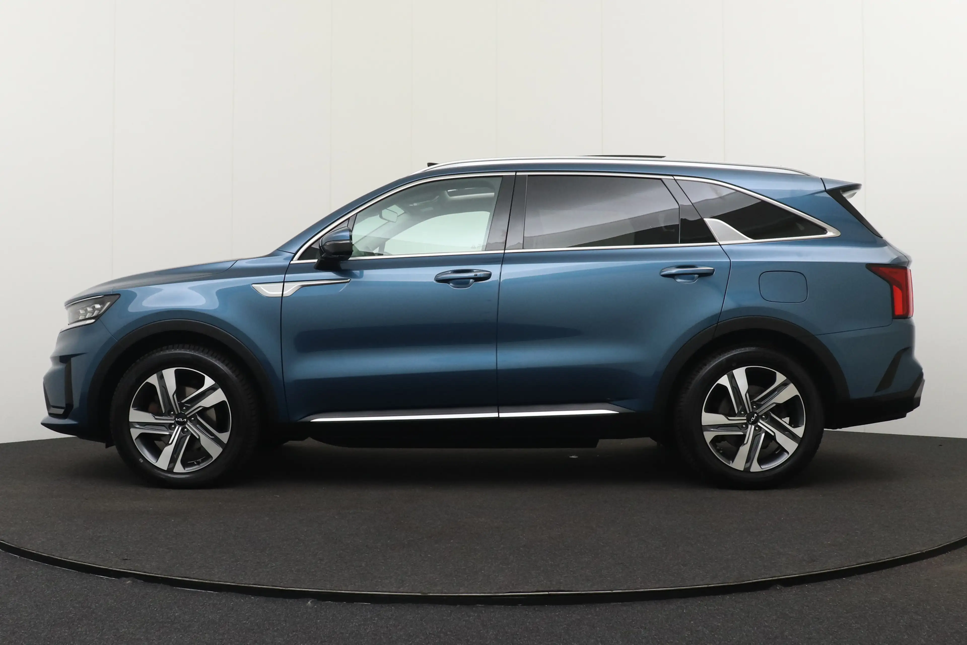 Kia Sorento 1.6 T-GDI Plug-in Hybrid 4WD ExecutiveLine 7p. Pan — photo 5