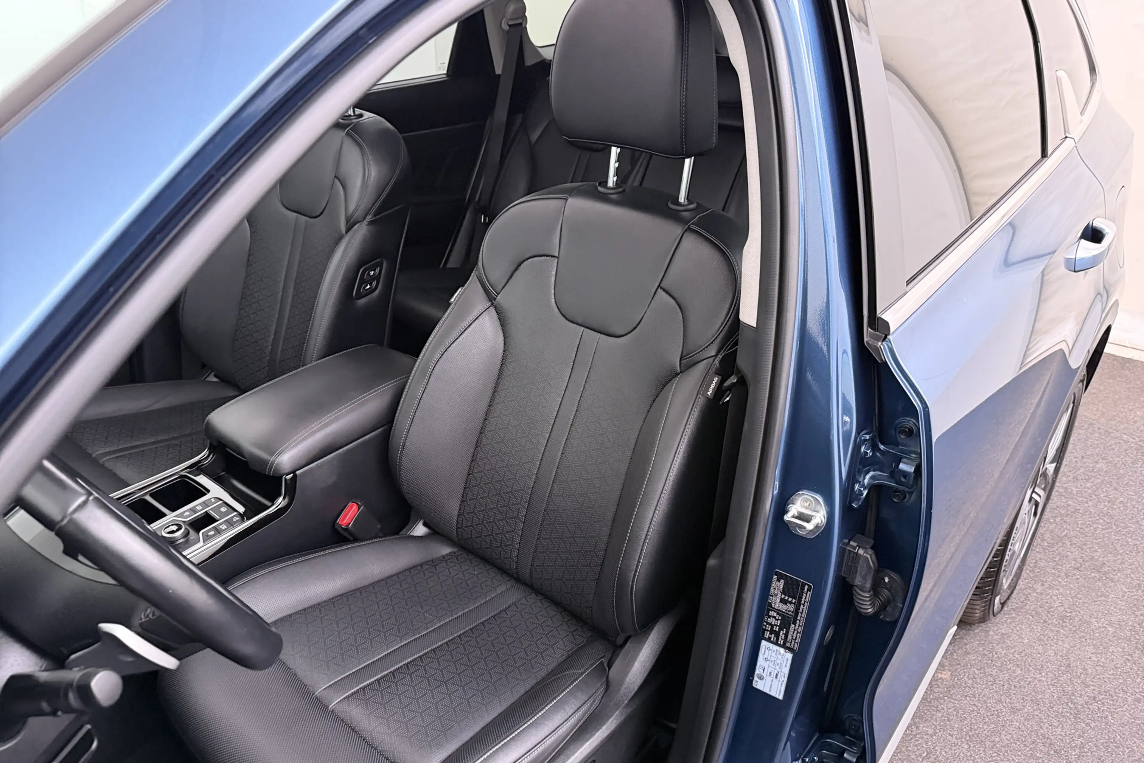 Kia Sorento 1.6 T-GDI Plug-in Hybrid 4WD ExecutiveLine 7p. Pan — photo 9