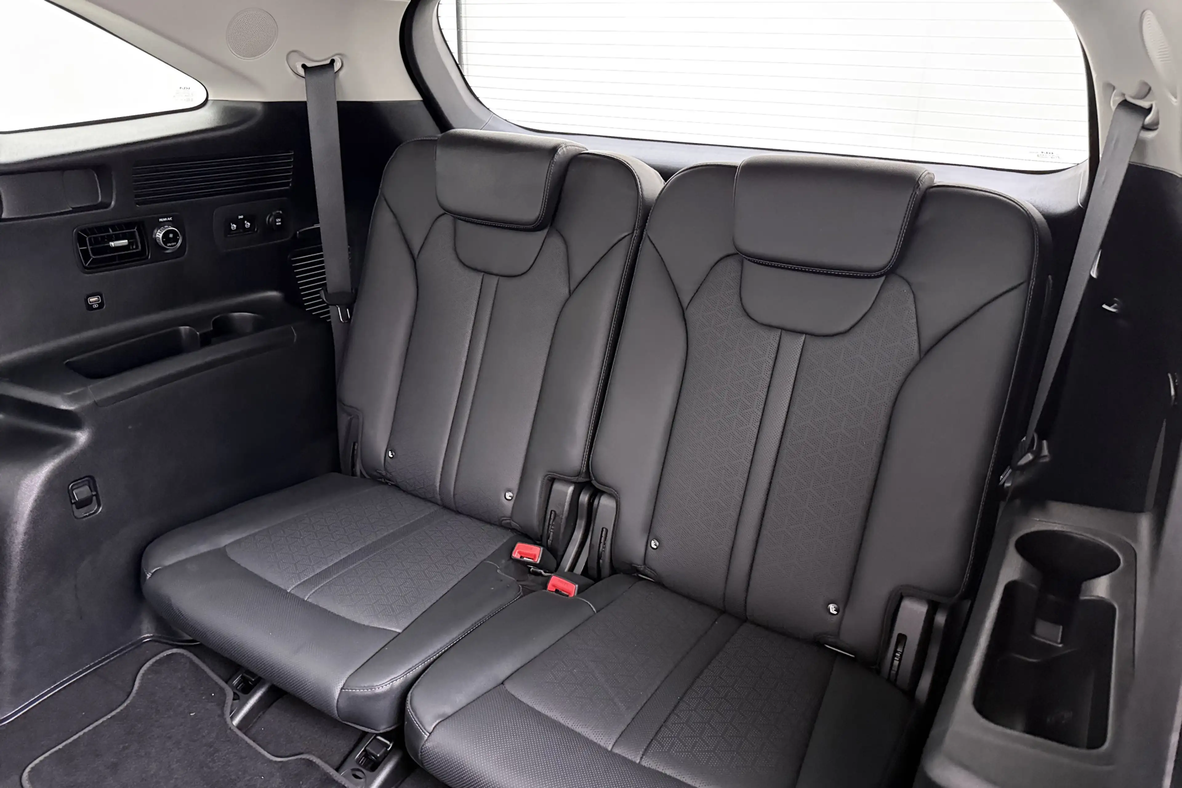 Kia Sorento 1.6 T-GDI Plug-in Hybrid 4WD ExecutiveLine 7p. Pan — photo 15