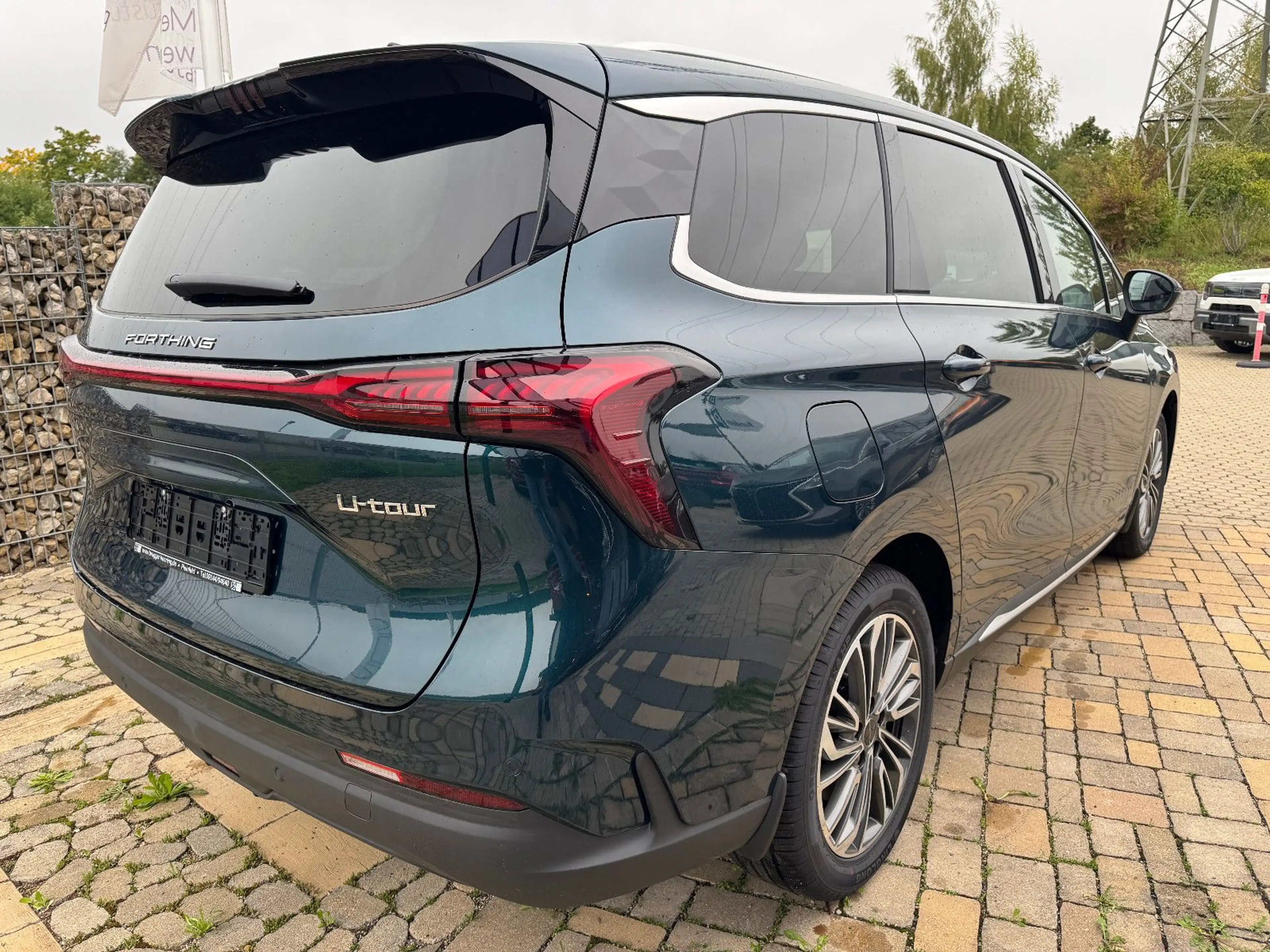 DFM Forthing 4 U-Tour ACC-Temp/Apple-Carplay-Android — photo 6