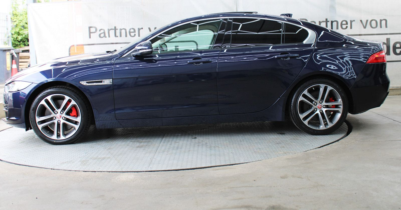 Jaguar XE S Automatik *Tüv&Inspektion Neu*Pano*Meridian — photo 4