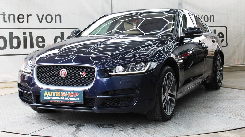Jaguar XE S Automatik *Tüv&Inspektion Neu*Pano*Meridian — photo 3