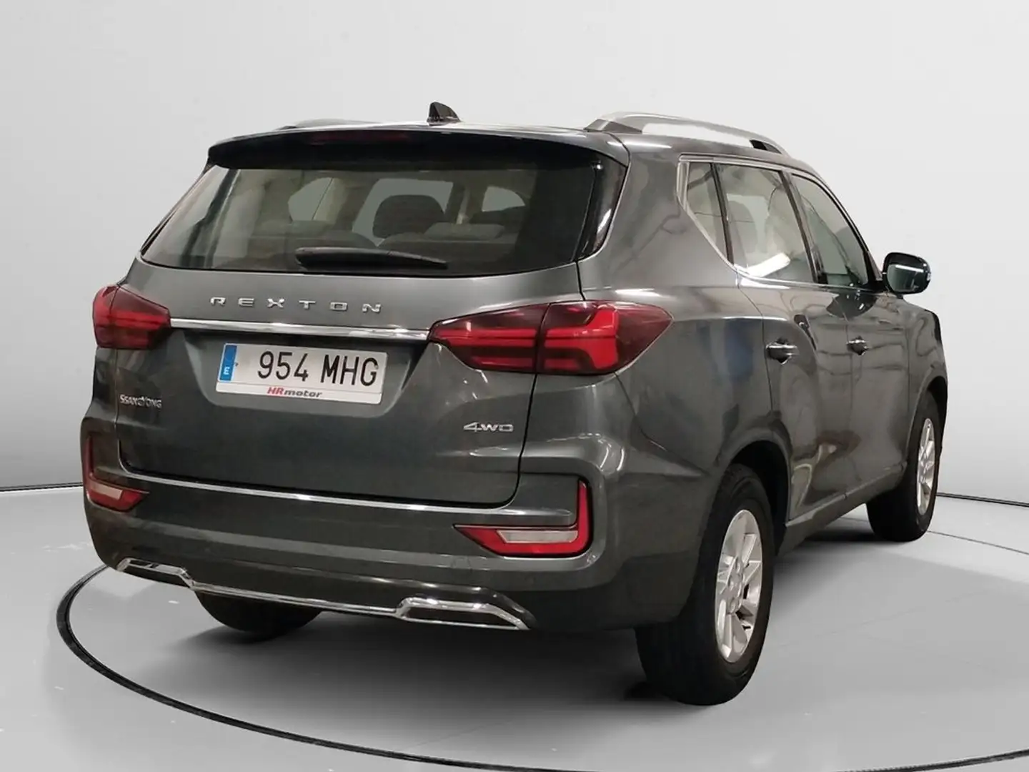 SsangYong Rexton Pro 4x4 Grey - 2