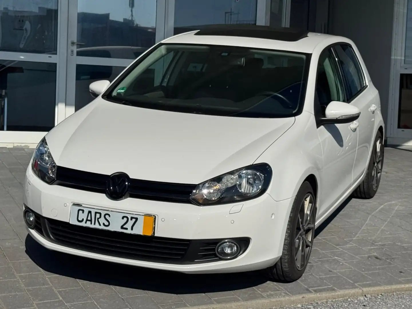 Volkswagen Golf VI 1.4TSI Team Automatik Schiebedach Klima Weiß - 1