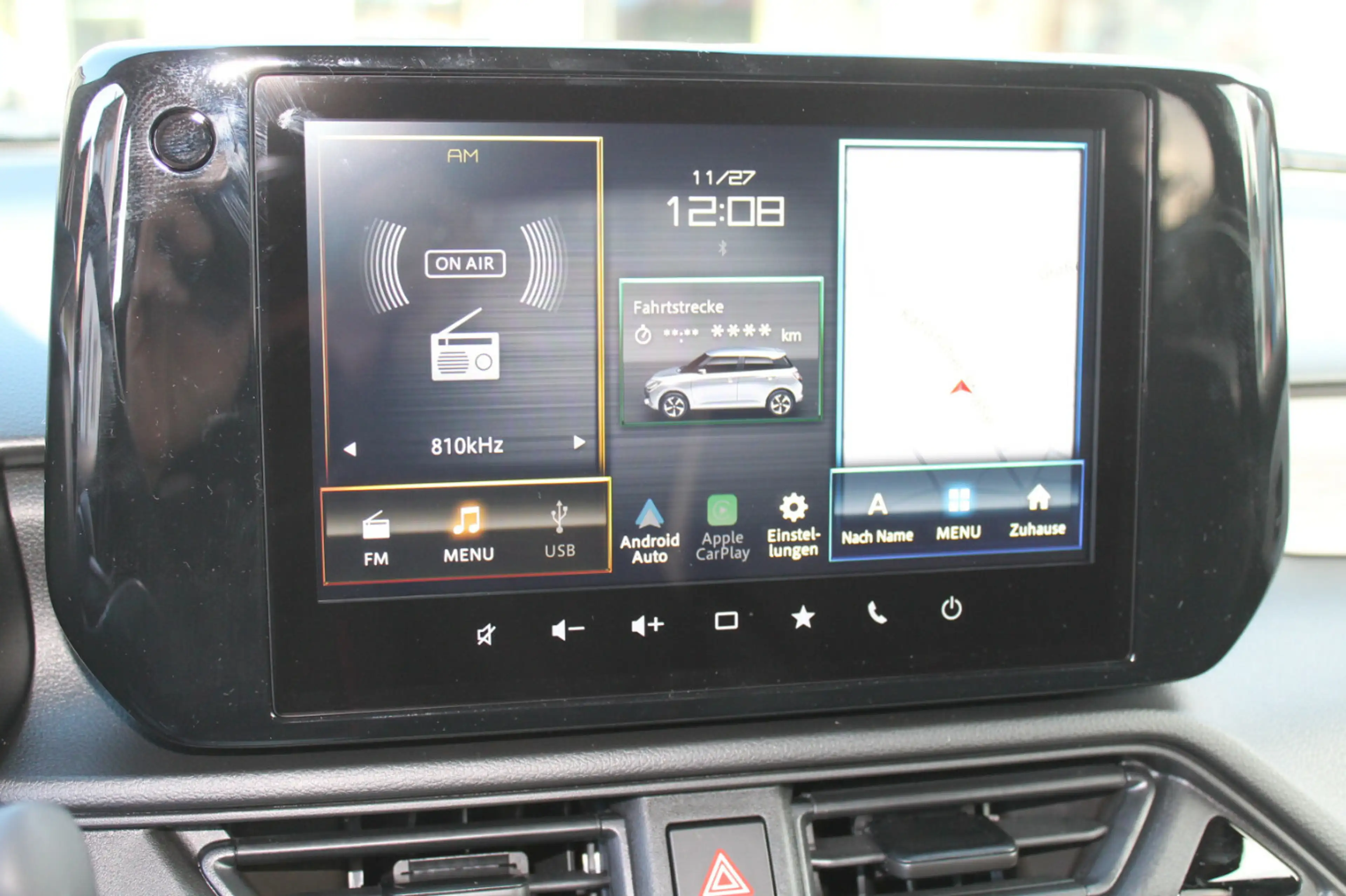 Suzuki Swift 1.2 Comfort Hybrid — photo 9