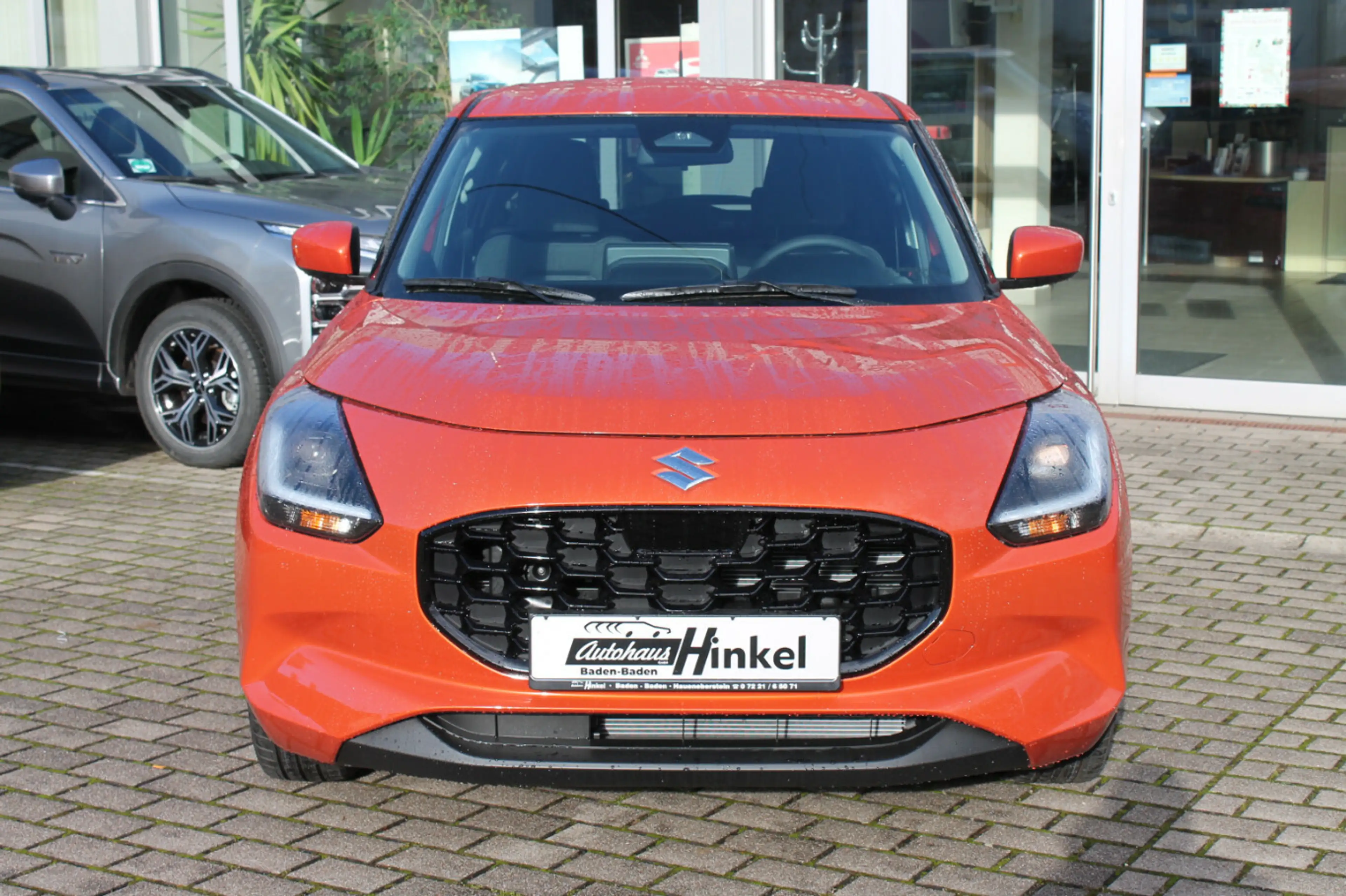 Suzuki Swift 1.2 Comfort Hybrid — photo 2