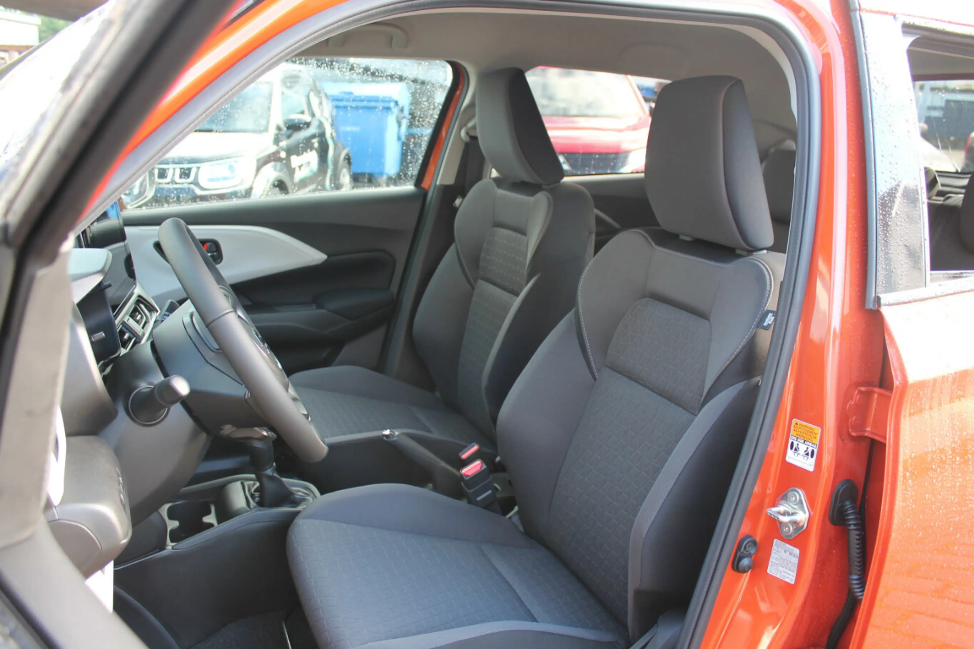 Suzuki Swift 1.2 Comfort Hybrid — photo 13