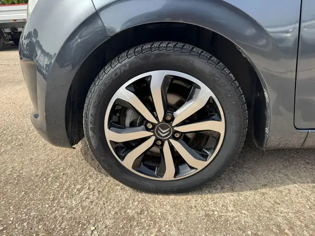 Citroen C1 view 10