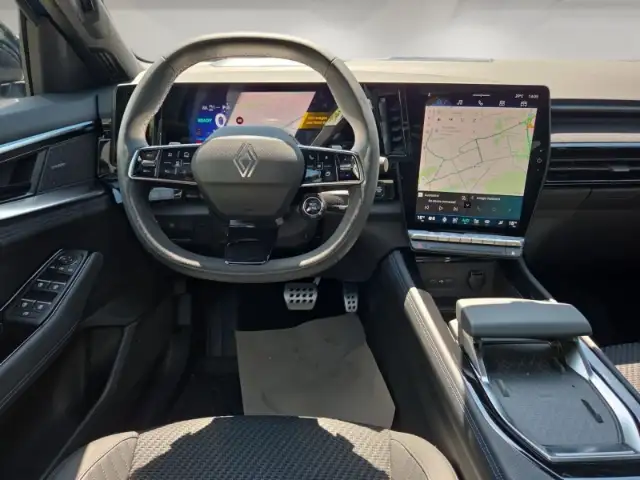 Renault Austral view 9