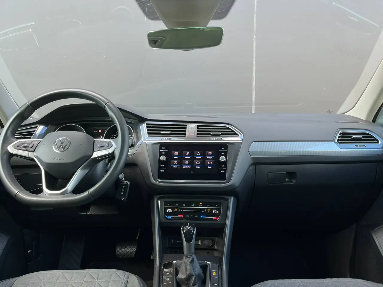 Volkswagen Tiguan 2.0 TDI DSG AdaptiveCruise Carplay Navi Stuurwielverwarming Garantie, миниатюра 17