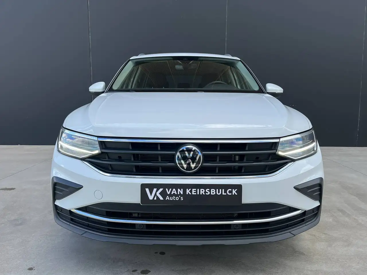 Volkswagen Tiguan 2.0 TDI DSG AdaptiveCruise Carplay Navi Stuurwielverwarming Garantie, миниатюра 2