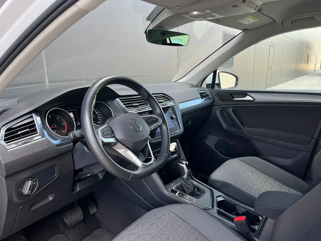 Volkswagen Tiguan 2.0 TDI DSG AdaptiveCruise Carplay Navi Stuurwielverwarming Garantie, миниатюра 19