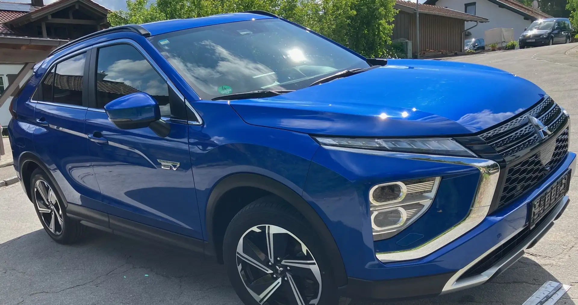 Mitsubishi Eclipse Cross Plug-In Hybrid 4WD   *PLUS*    *Scheckheft* Modrá - 2