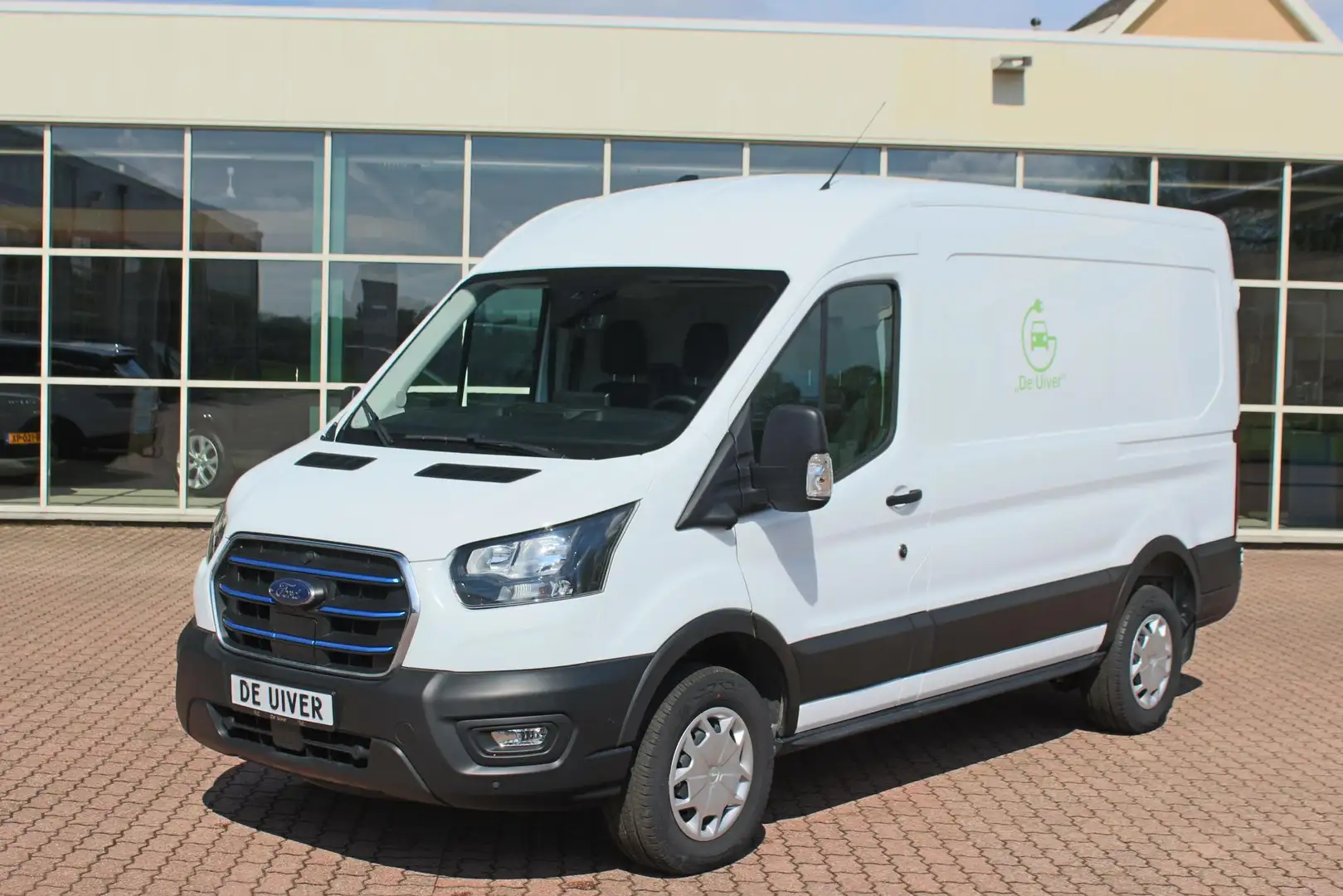 Ford E-Transit 350 L2H2 Trend 68 kWh Blanco - 2