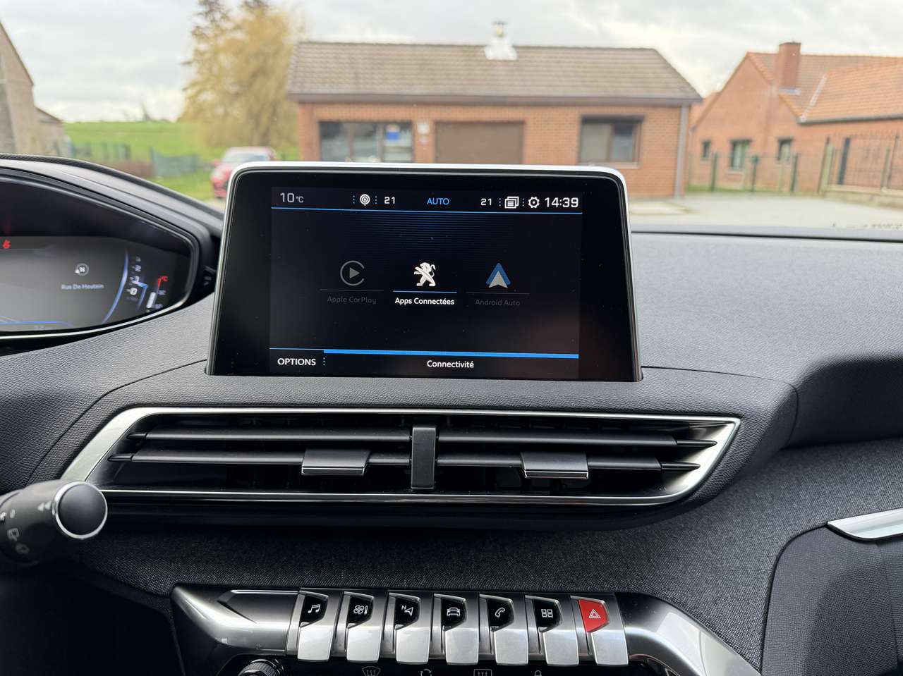 Peugeot 3008 2021 — photo 17 sur 22