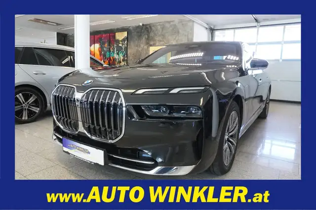 2025 BMW 7 Series in Black for sale